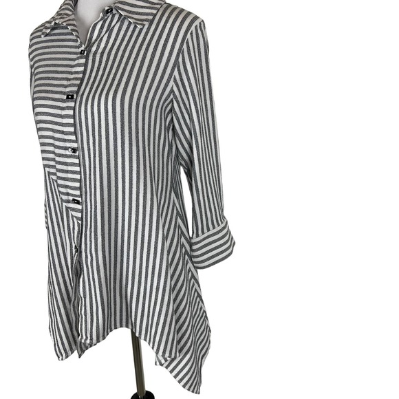 Soft Surroundings Standout Asymmetrical Tunic Top, Small - Picture 2 of 6